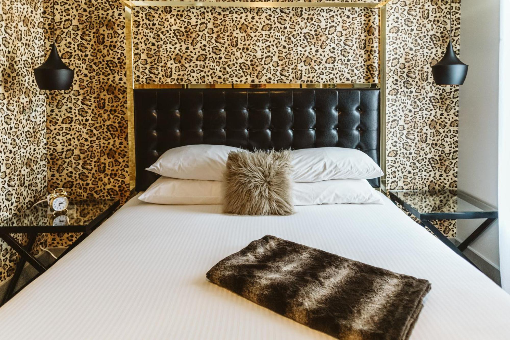 The Grove Hotel Kingsville Екстер'єр фото